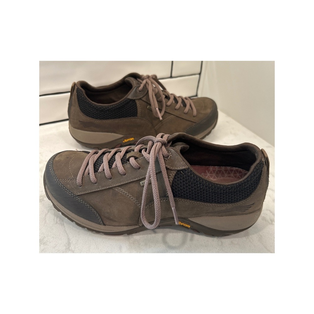 Dansko Paisley Brown Waterproof Vibram Outdoor Walking Shoes Sneakers Womens 40